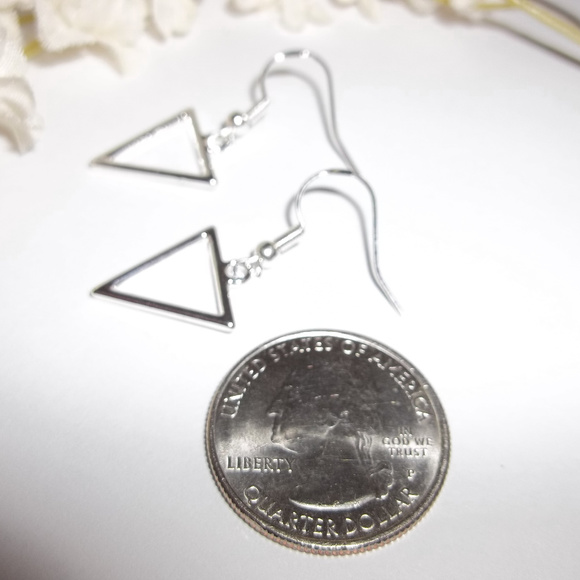 Earrings Silver Minimalist Geometrical Hoop Triangle Triangular Simple Set 3639 - Picture 5 of 7